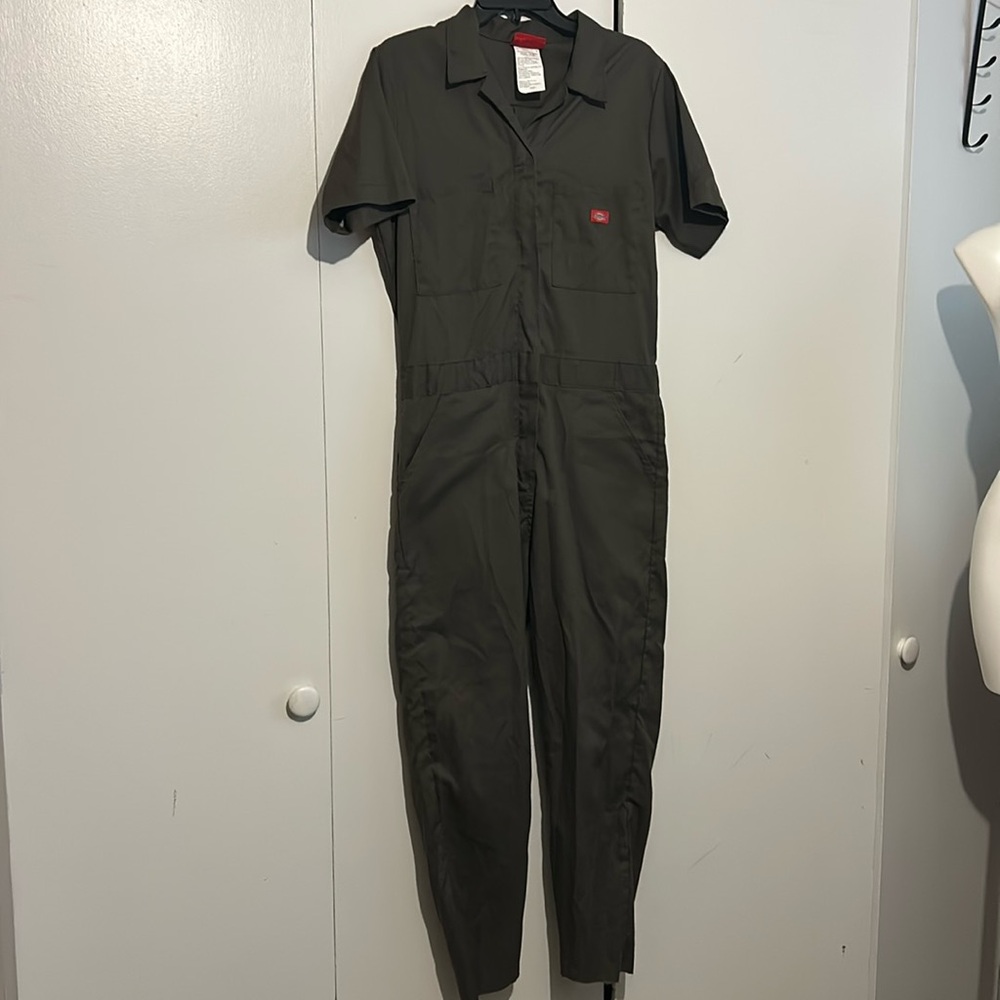 Dickies Short Sleeve Utility Jumpsuit in Olive Green
